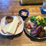 ジャム cafe 可鈴 - 【週替わりランチ(950円)】お料理が出揃いました。