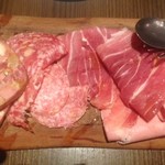 トラットリア クアルト - コースの前菜。