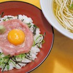 Shioya - ネギトロ丼とうどん（そば）のセット　500円。