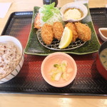 大戸屋 - 広島産カキフライ定食(962円)