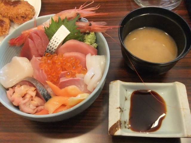 地球食堂 - 杉田/定食・食堂  食べログ