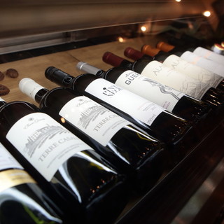 当店の厳選ワインとともに！