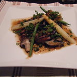 仏蘭西家庭料理アッシュ - 広島産牡蠣のムニエル　ターメリック風味
