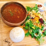 サクラ テーブル - シェフのまかないカレー