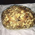 ラ・フルネ - ノワゼットとアーモンドのライ麦パン♪