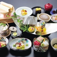 季節のおすすめ会席（肉料理 or 季節料理）