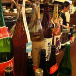 森ん家 - カウンターにも梅酒や、あまり手に入らない焼酎も並んでます★