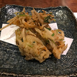 侘家古暦堂 - 牛蒡と桜えびのかき揚げ