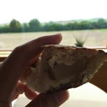 ビブレ - パンの中にはジャガイモが入ってます。