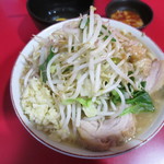 ラーメン二郎  - 小ラーメン　700円