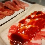 牛玄亭ｆ - 豚タン塩、特製味噌カルビ