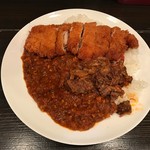 ファミーユ - キーマベース牛スジカレー
チキンカツトッピング