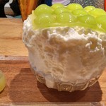 氷屋ぴぃす - シャインマスカットレアチーズ