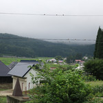 季節の素材 手打ちそば 岳 - 里山で暮らすスズメ