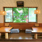 季節の素材 手打ちそば 岳 - 小上がり