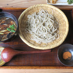 季節の素材 手打ちそば 岳 - 鴨ざるそば