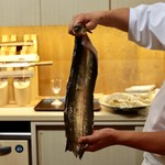 味あら井 - 地物1キロ天然鰻