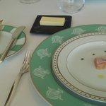 レストラン タテル ヨシノ 汐留 - アミューズとパン