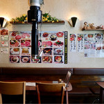 Kankoku No Ie - 焼肉用テーブルもあります