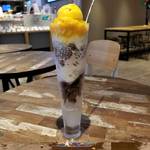 満記甜品 - マンゴーパフェ