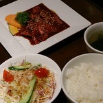 牛兵衛 - ハラミランチ1,000円