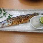 清水港 - 秋刀魚塩焼き