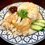 タイカフェバー　マリカ - タイ風チキンライス（850円）