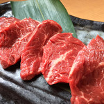 炭火焼肉 ひびの亭 - ハラミ680円(税込734円)