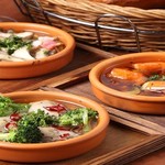 美味しいお肉と豊富なタパス CHEERS 三島店