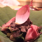 にくの匠 三芳 - スモークサーロイン、黒トリュフ、焼きなす、メロン、イチジクの冷製