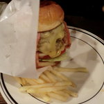 ヴィレッジヴァンガード ダイナー - タワーオブパワーダッツバーガー