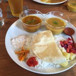 山食音 - 南インドのベジミールス　１２００円