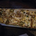 MINE - チーズバーガーピザ