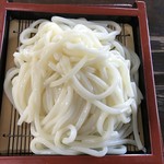 森庵 - いやに白いうどんだ