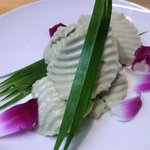 ロムアロイ - 【要予約！】「ココナッツプリン」：うっすらと緑色をしているのは、パンダンの葉入りだから