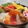 レストラン しん愛 - 料理写真:京都中央卸売市場から直送！この海鮮丼がこの価格！
