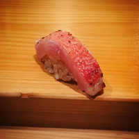江戸前鮓 すし通 - 金目鯛昆布〆の炙り、美味しすぎる。