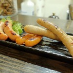 トリワイン ＰＩＫＯＳＨＨＨＵ - 鶏ウイナー盛り