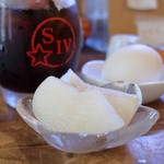 灯 - 梨とゆで卵、アイスコーヒー