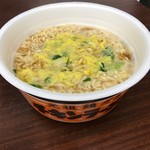 ファミリーマート - カップラーメンには溶き卵が加わる