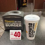 Carl's Jr - Comboのドリンク(Medium)♪