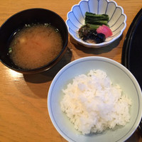 和食 からまつ - 御飯と味噌椀、香の物