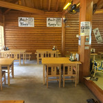 杉ケ瀬ヤナ - 昨年から座敷を改装して、テーブル席が増えました