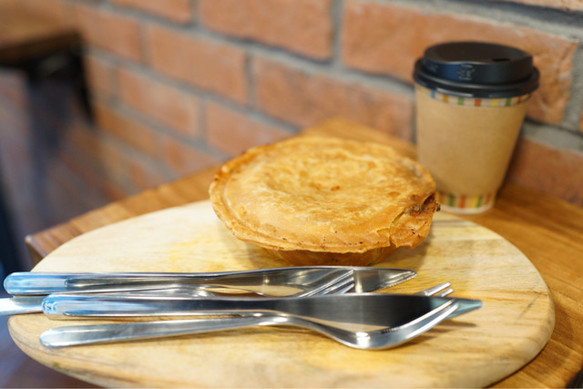 バイロンベイ コーヒー 日本橋店 Byronbay Coffee 三越前 カフェ 食べログ