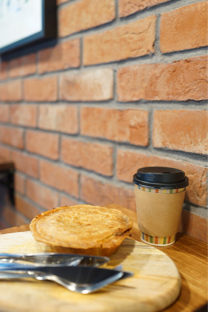 バイロンベイ コーヒー 日本橋店 Byronbay Coffee 三越前 カフェ 食べログ