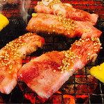 炭火焼肉 味楽 - 