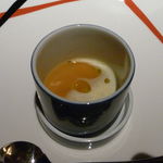 ジョバーノ - 玉葱のズペッタ地鶏スモークにカレー風味のクリーム