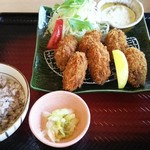 大戸屋 - 牡蠣フライ定食