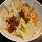 麺屋 船橋 - サービスのサラダ