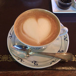 Cafe Le Petit Ni Trois